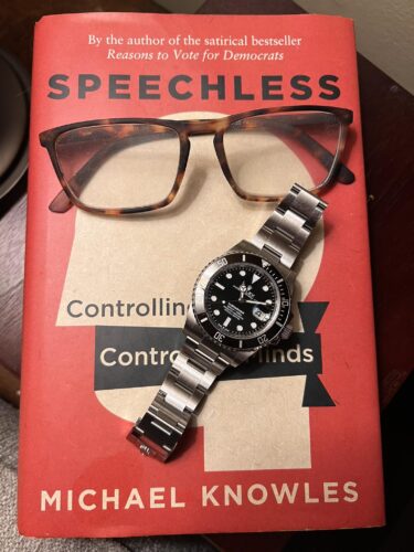 Superclone Rolex Submariner Black Dial 126610LN photo review