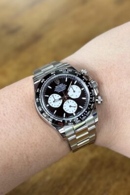 Rolex Daytona Le Mans on wrist review image