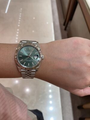Replica Rolex Datejust Green Dial 126334 Jubilee 41 mm photo review