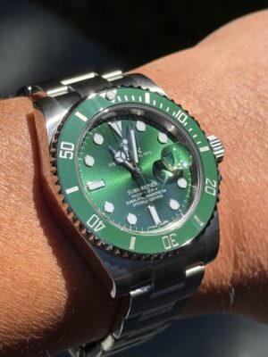 Superclone Rolex Submariner Green Dial 116610LV "Hulk" photo review