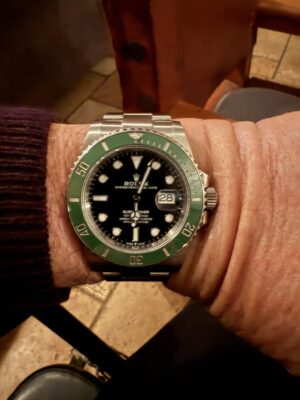 Replica Rolex Submariner Black Dial 126610LV "Starbucks" photo review