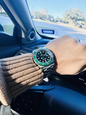 Replica Rolex Submariner Black Dial 126610LV "Starbucks" photo review