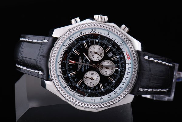 Breitling Bentley Motors 6.75 Rubber Black Dial Automatic Round Black Dial Watch