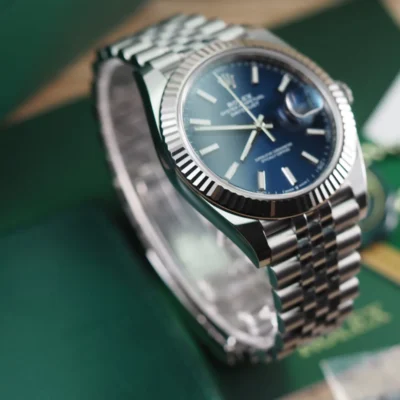Replica Rolex Datejust Blue Dial 126334 Jubilee Design Element