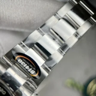 Replica Rolex Panda White Dial Black Bezel Oyster Dial